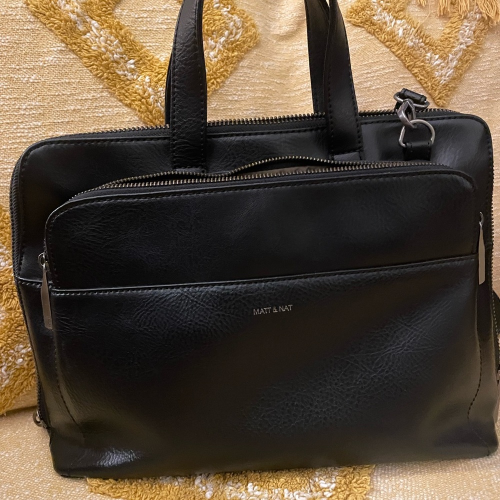 Matt & Nat Cassidy Satchel